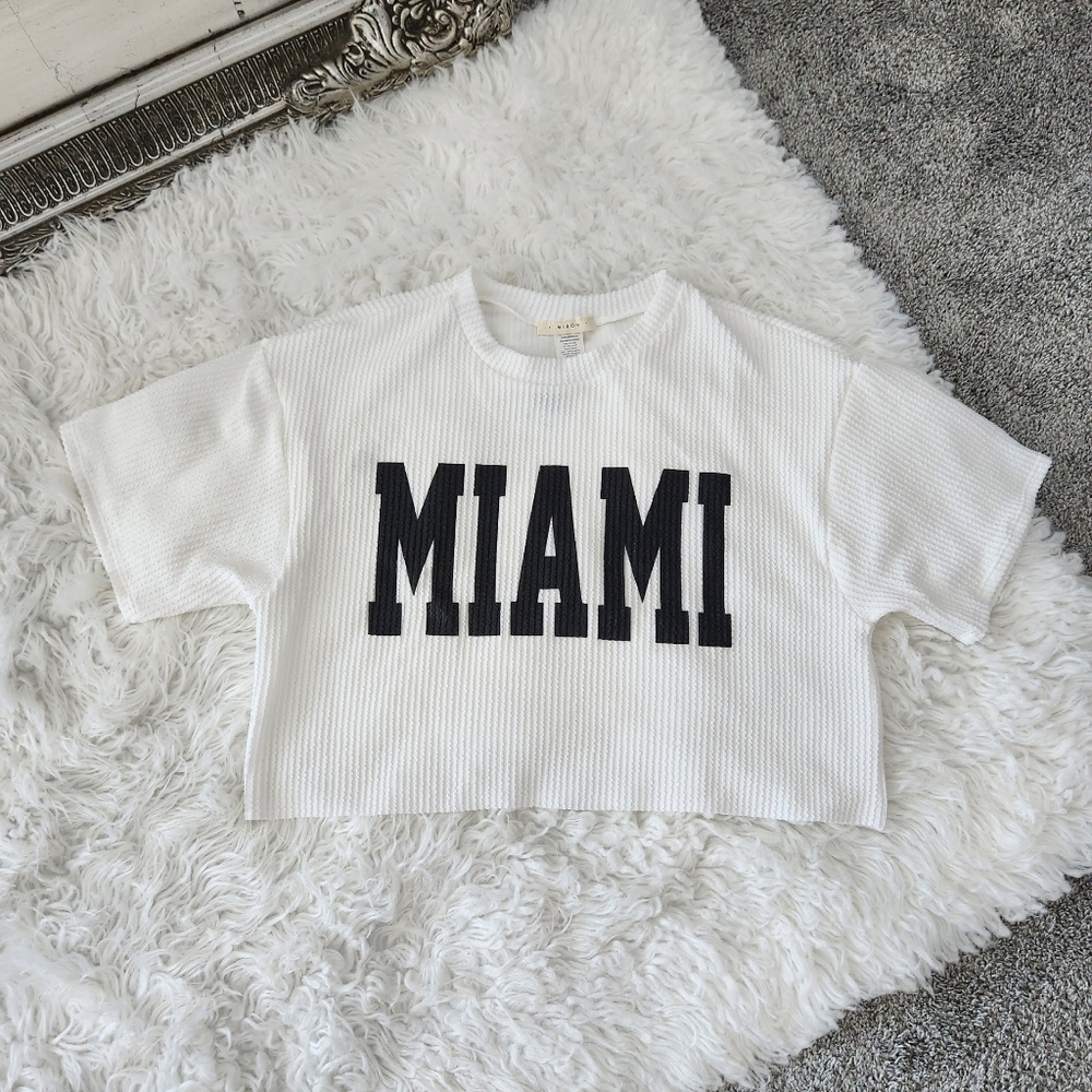 MIROH Textured Ribbed Crop Top. Size Large. New.